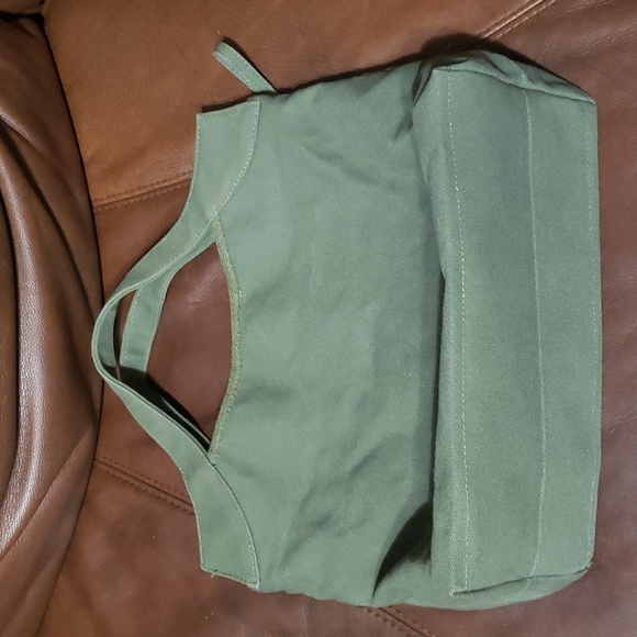 Old Navy canvas crossbody - Picture 2 of 7